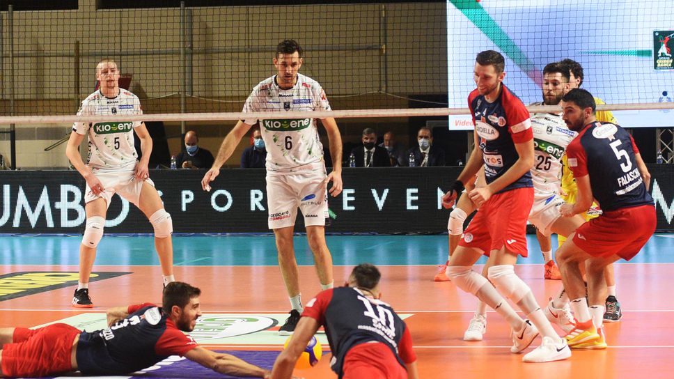 Георги Петров и Падуа отстъпиха на Таранто