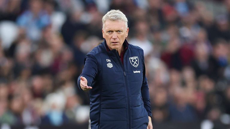 Мениджърът на Уест Хам Дейвид Мойс запазва подкрепата на ръководството