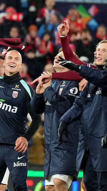 В коша с прането: норвежците отпразнуваха бъдещото си участие на СП