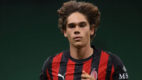 Българин игра цял мач за първия отбор на Милан