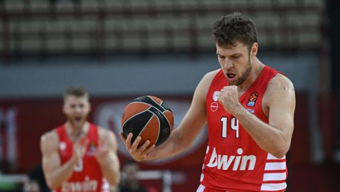  Клавер за Везенков: Той наподобява благополучен в Олимпиакос 