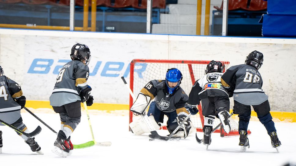 Детският коледен турнир Dominos Christmas Challenge събира малките хокеисти тази неделя