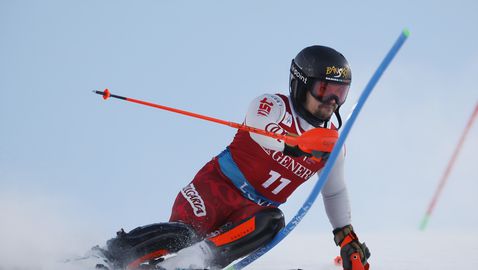  Алберт Попов даде 18-о време в първия манш на слалома в Алта Бадия 