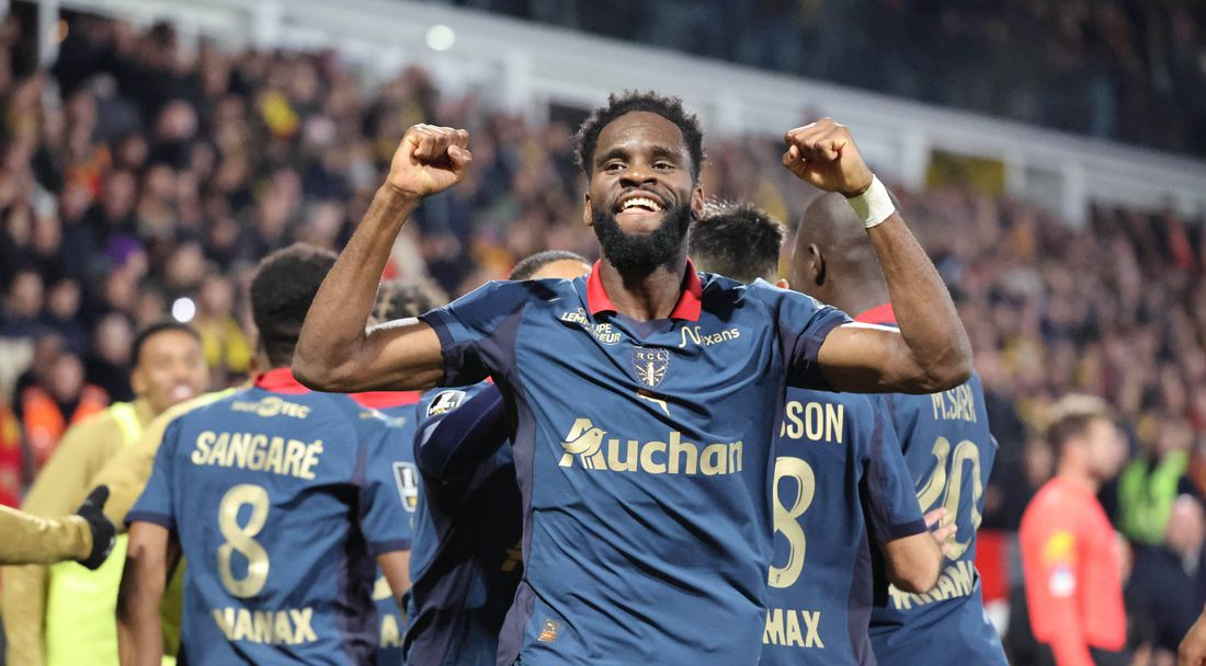 Ланс се върна на върха в Лига 1 след успех над Ница, Лил победи Оскер в мач със седем гола и четири червени картона