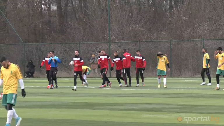  Локомотив (София) победи Надежда (Доброславци) с 2:0 в контрола 