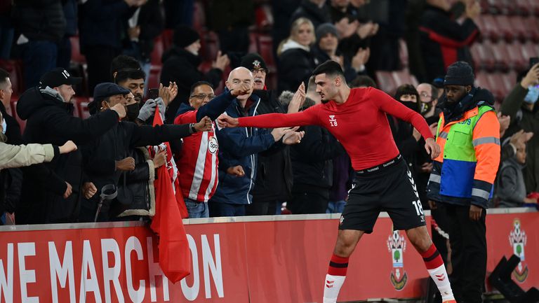 Ръководството на Саутхамтпън е взело решение да опита да откупи