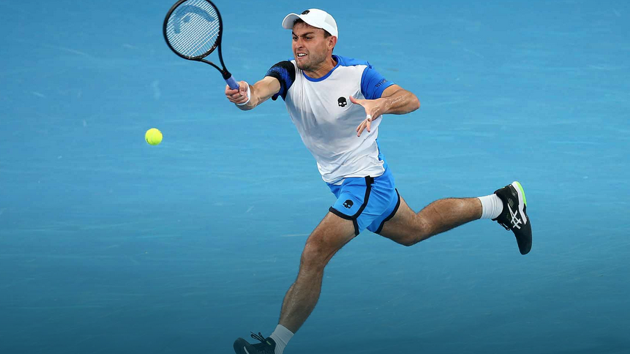 Аслан Карацев победи Анди Мъри във финала на турнира в Сидни
