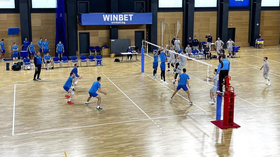 Левски загуби от Дея в контрола