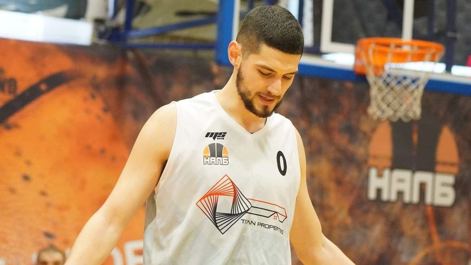 Георги Бързаков пренаписа историята на НАЛБ - вкара 26 тройки и счупи три вечни рекорда