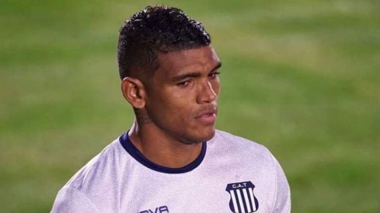 Колумбийският защитник Рафа Перес който през сезон 2016 17 игра в