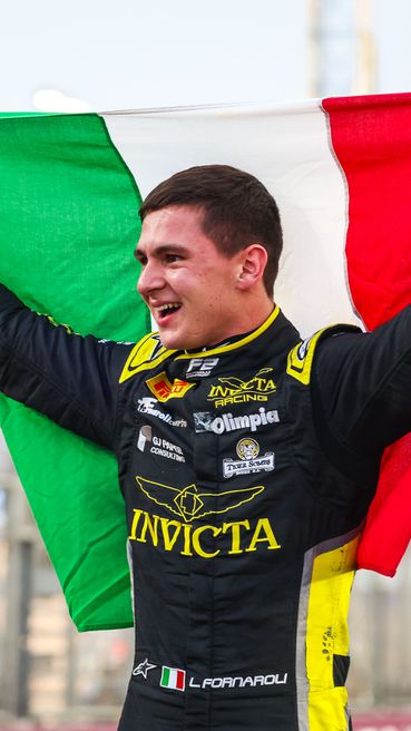 Шампионът във Формула 2 става резерва в Макларън