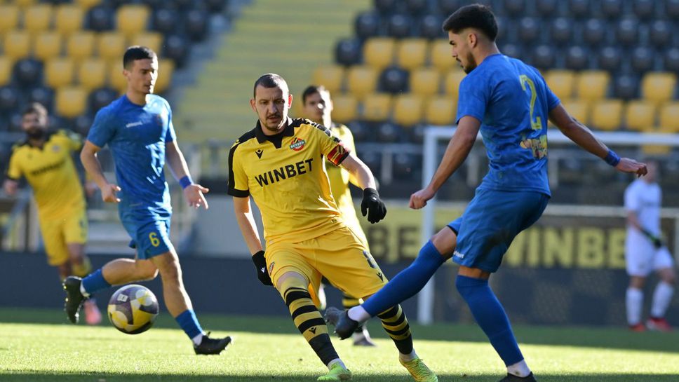 Ботев (Пд) 0:0 Марица, голям пропуск на "канарчетата" - гледайте на живо!