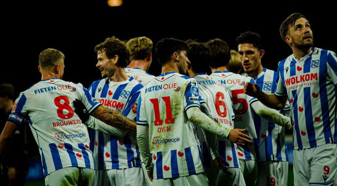 Хееренвеен продължава напред за Купата на Нидерландия и без Петров