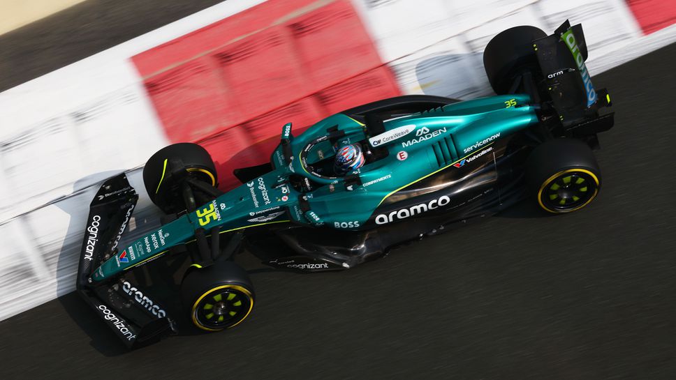 Резервният пилот на отбора на Астън Мартин във Формула 1