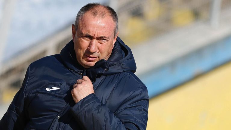 Старши треньорът на Левски Станимир Стоилов опроверга слуховете че е