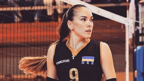 Новата звезда на украинския волейбол: Юлия Герасимова трупа почитатели с провокативни снимки