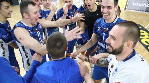 Левски срази Дунав в Русе! Боян Йорданов с 19 точки (75% в атака) 🏐