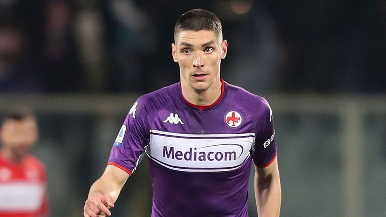  Нюкасъл желае бранител на Фиорентина 