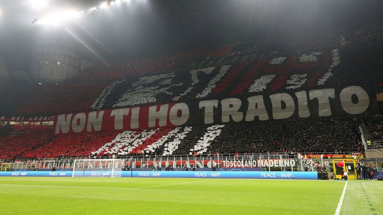 Снощното домакинство на Милан срещу Тотнъм от Шампионската лига, завършило
