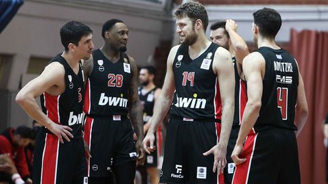  Забавно видео с Везенков и Барцокас стана шлагер в мрежата 