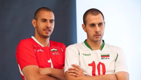 Близнаците Братоеви за първи път излизат един срещу друг в кариерата си