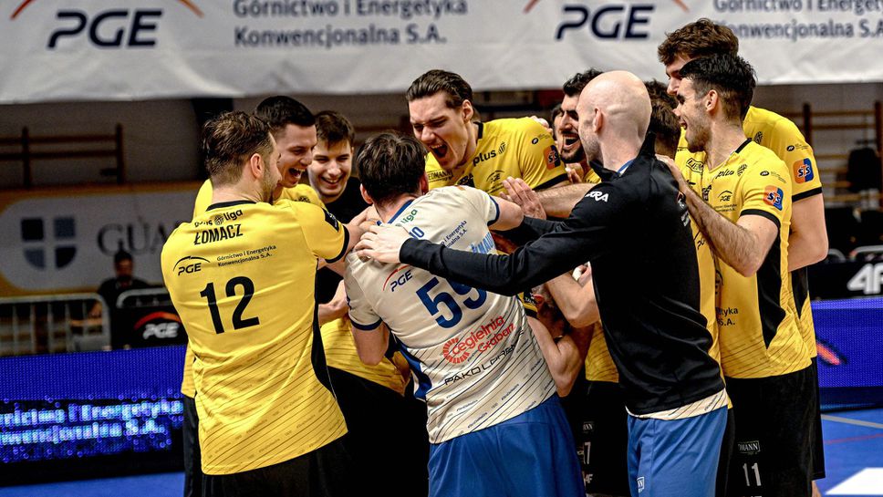 Радослав Парапунов с 2 точки при победа на СКРА над Заверче в Полша