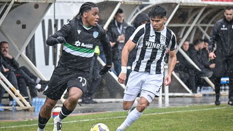 Героичен Локомотив (Пд) не се даде на Черно море