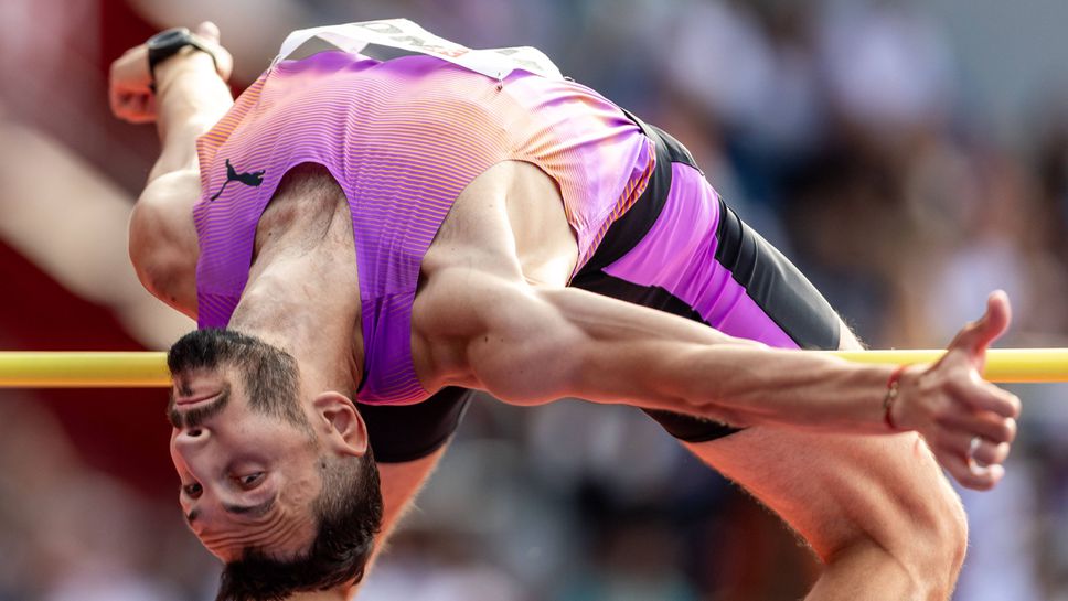 Най добрият български състезател в скока на височина Тихомир Иванов