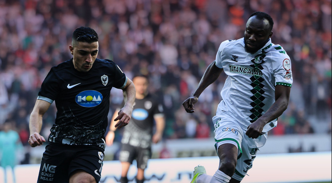 Отборът на Здравко Димитров с изненадващ резултат по пътя към турския елит