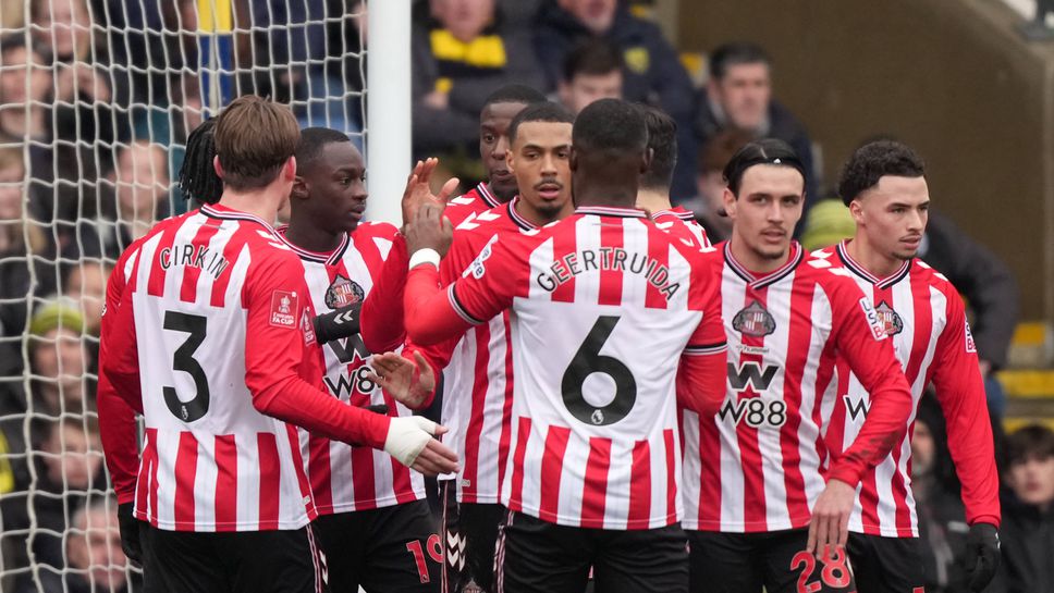 Съндърланд е поредният представител на Премиър лийг който очаквано продължава