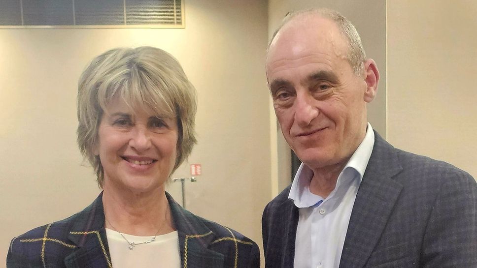 Президентът на Европейската конфедерация по стрелба Александър Ратнер даде изключително