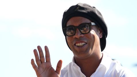  Роналдиньо поздрави новия воин на Бразилия 