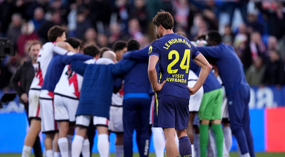 Атлетико влезе в ролята на Барселона и стана за смях