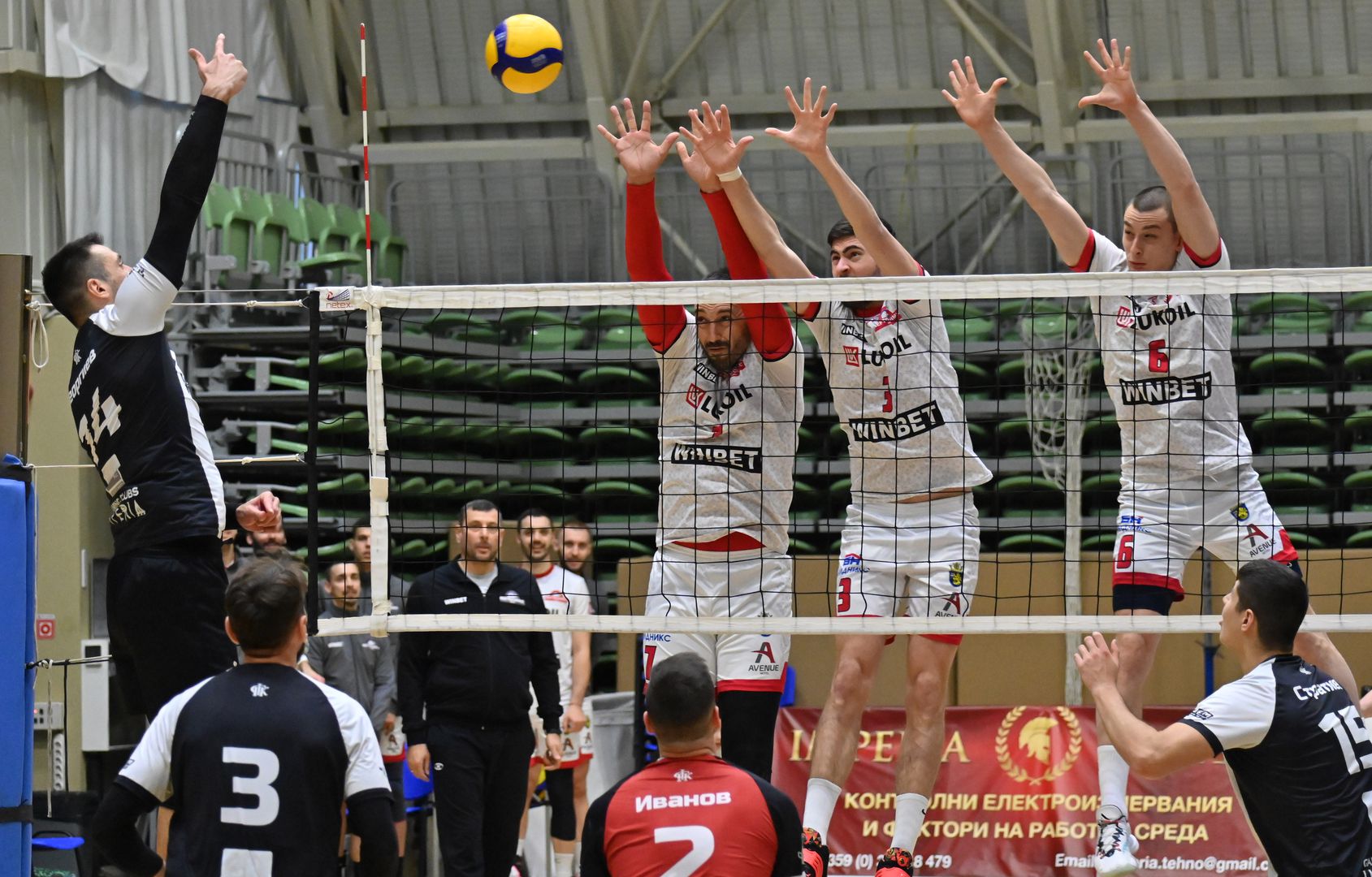 Efbet Супер Волей: Локомотив (Пловдив) - Нефтохимик 2010 (Бургас) 0:3 🏐