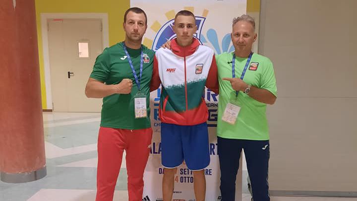 Викторио Илиев се класира за четвъртфиналите на турнира от Световната