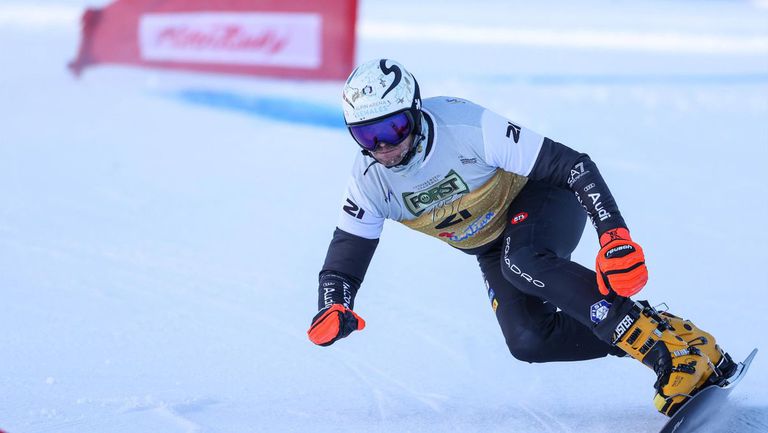 Италианецът Роланд Фишналер постигна втора победа Световната купа по сноуборд