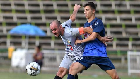 Светкавица и Бенковски не се победиха