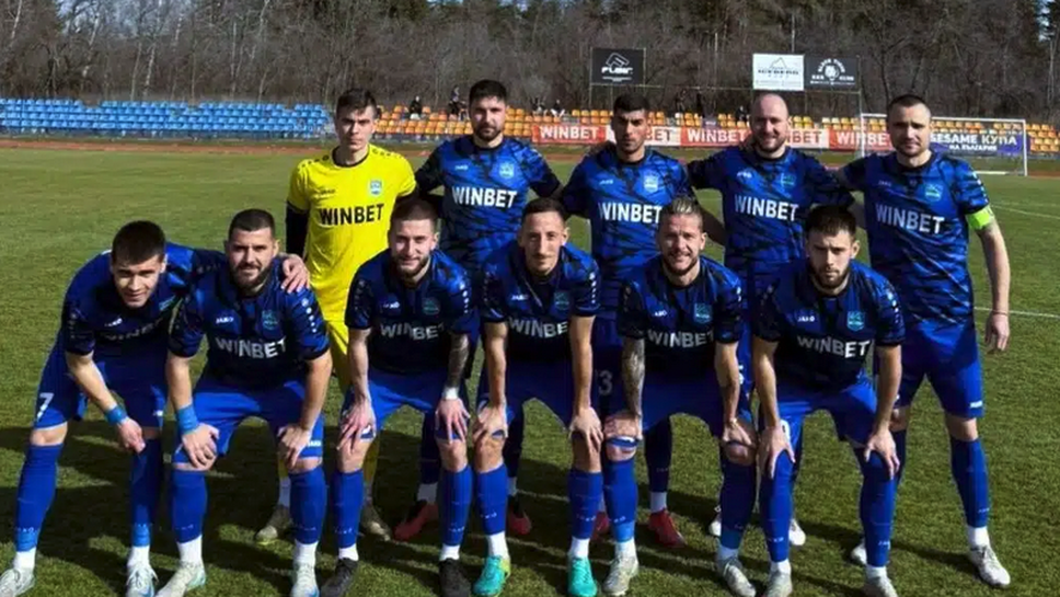 Рилски спортист продължава без грешка, спечели и отново дръпна с четири точки на върха