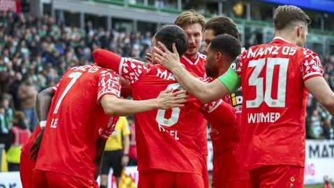 Майнц спечели битката за оцеляване