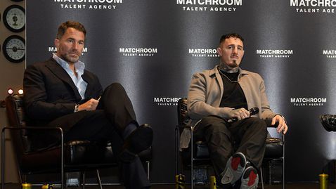 Еди Хърн: Том Аспинал ще спечели повече от реклами, отколкото от мач в UFC