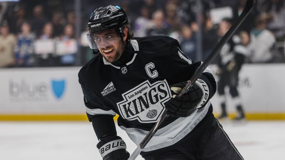 Два гола на легенда не спасиха "кралете" от загуба в НХЛ