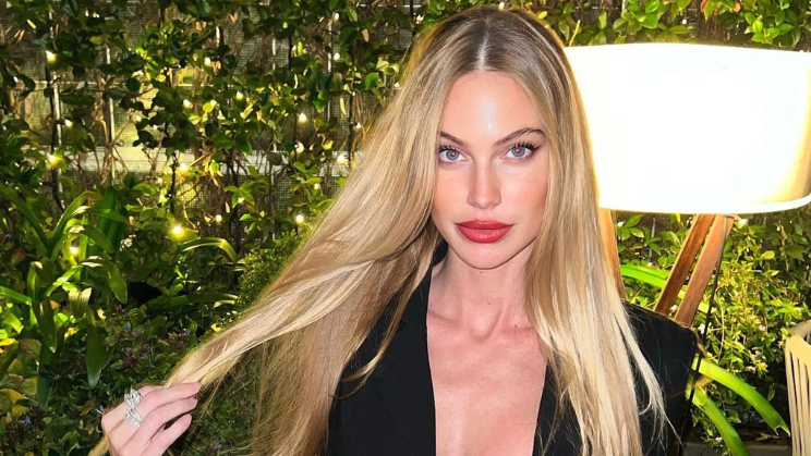 Фитнес инструктор подлуди мрежата с перфектното си тяло