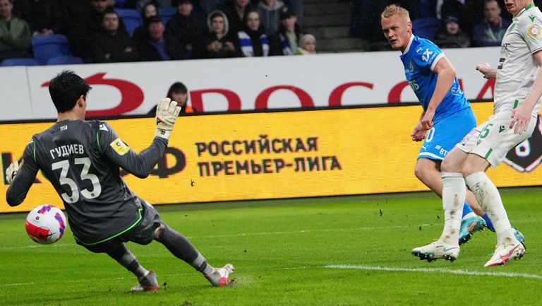 Динамо Москва продължава с пълна сила борбата за титлата в