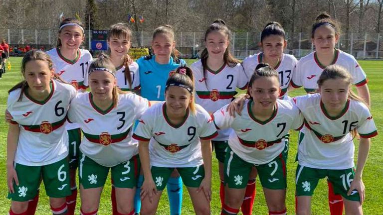  Девойките ни до 16 години смачкаха Литва в контрола 