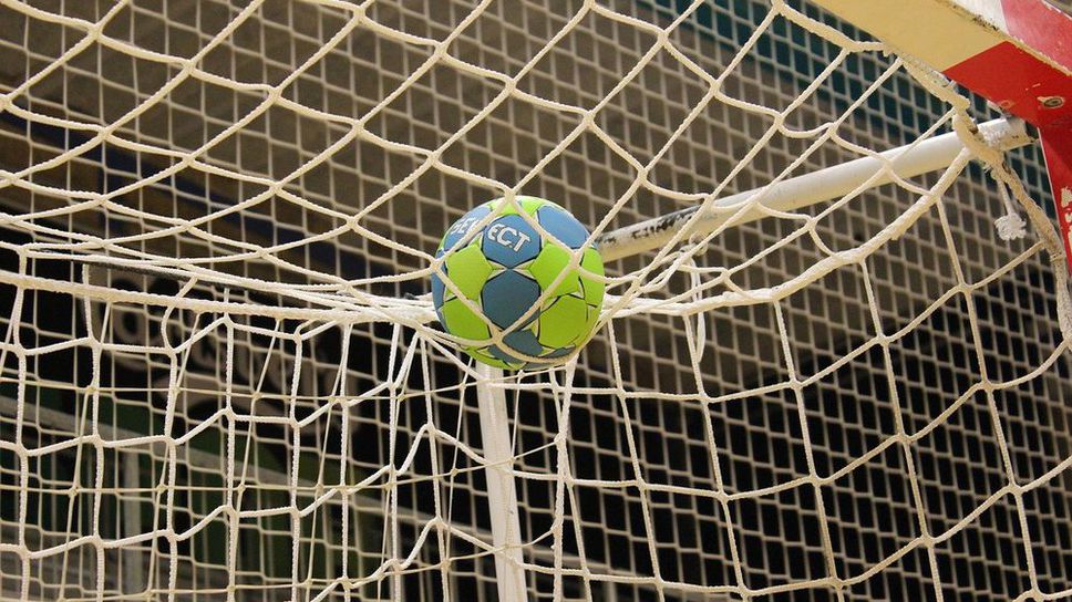 Българската хандбалистка Стефани Петрова премина в италианския Ариосто Ферара