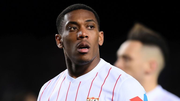  Марсиал: Едва ли ще остана в Севиля 