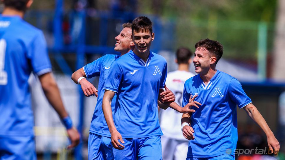 Левски Раковски и Левски II завършиха сезона с нулево реми