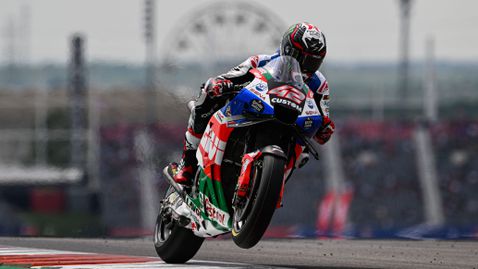  Ринс е предизвестен да не подлага на критика Хонда 