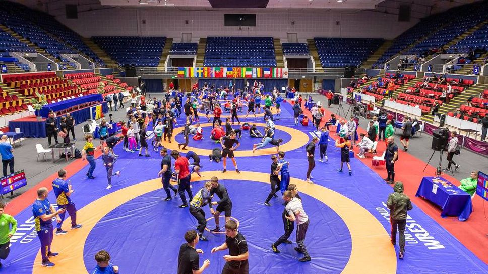 Солиден български отбор ще участва на турнир по борба в Румъния