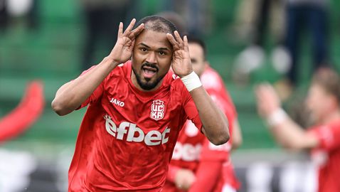 ЦСКА 1948 смачка Черно море насред Варна и се откъсна на третото място